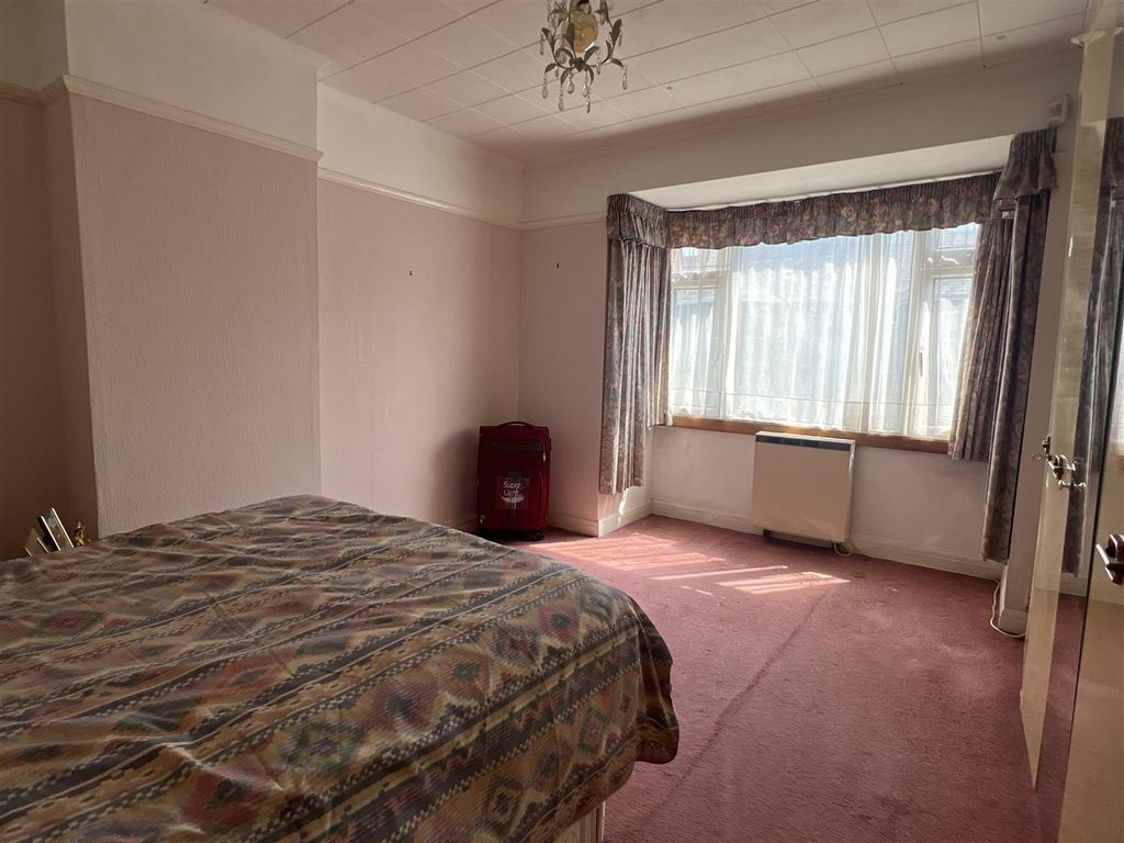 Additional image 16 of 3 bed semi-detached house for salePendarves Road, Penzance TR18
