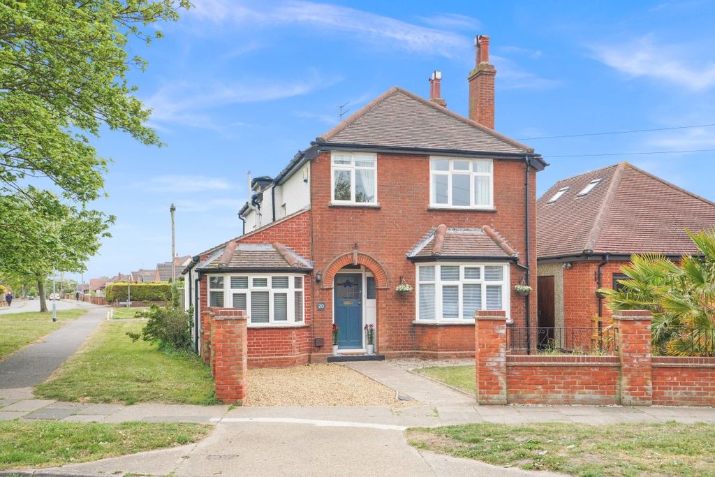 Property photo 1 of 22 Tdf02008