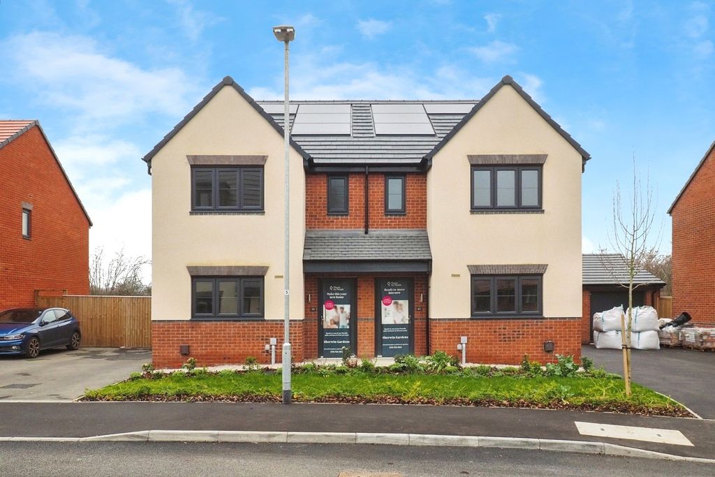 Property photo 3 of 8 The Darwell