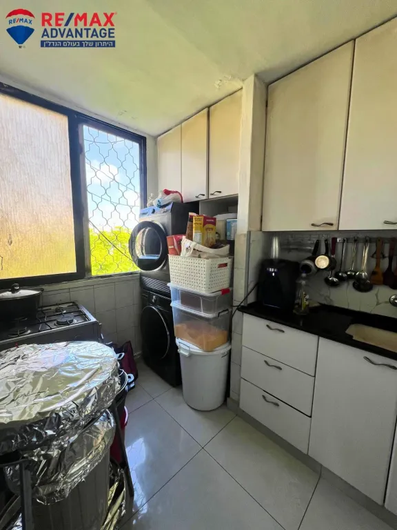 Property photo 2 of 3