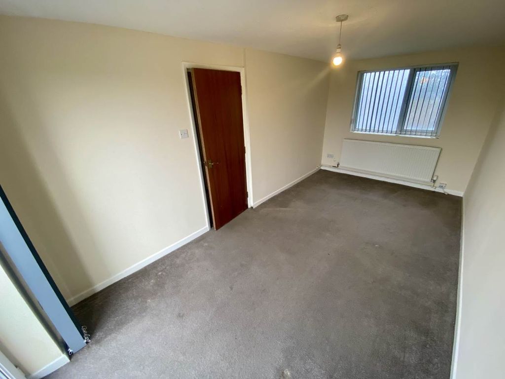 Property photo 3 of 15 Img_0873