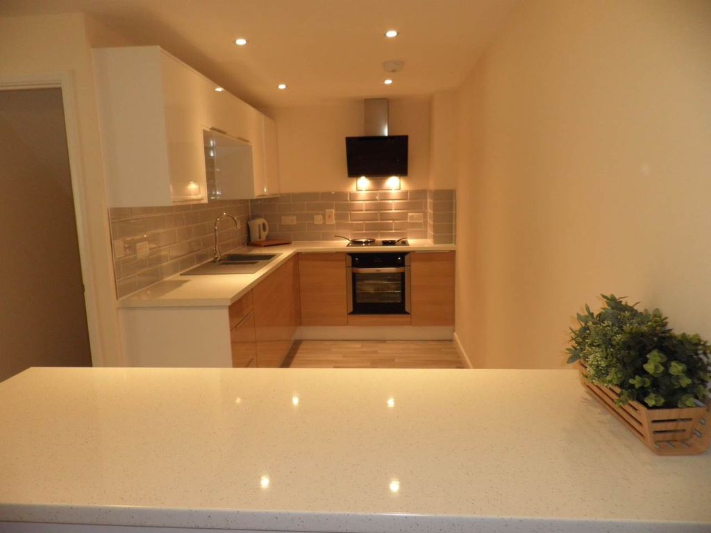 Property photo 2 of 15 Kitchen Photo
