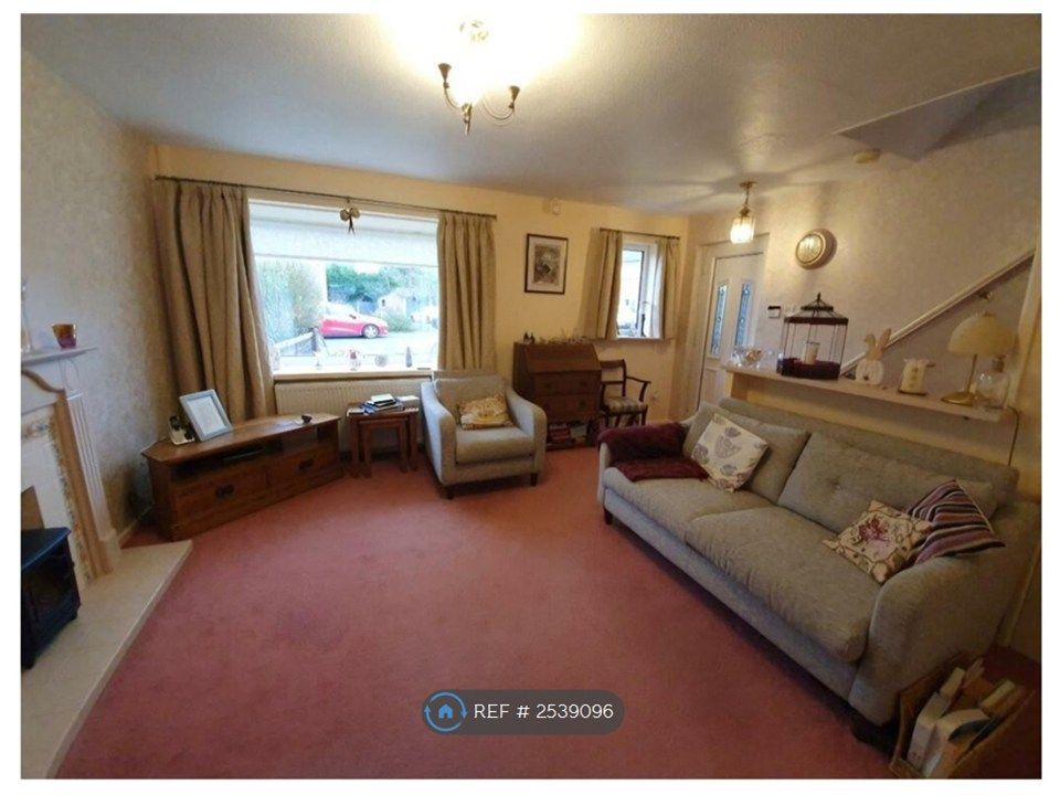 Property photo 2 of 24