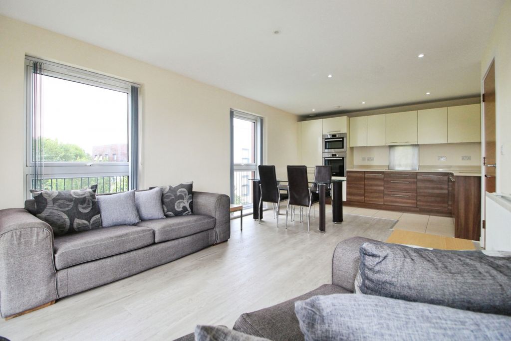 Property photo 3 of 23 Gallery