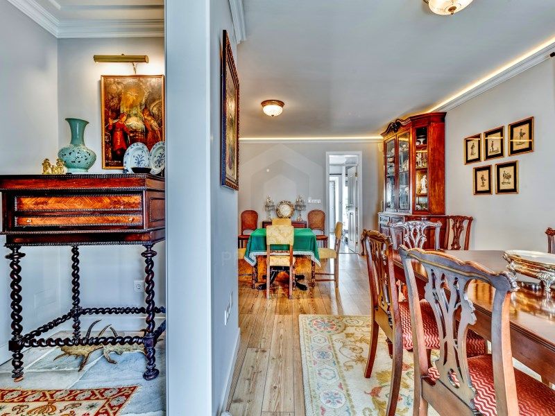 Property photo 2 of 48