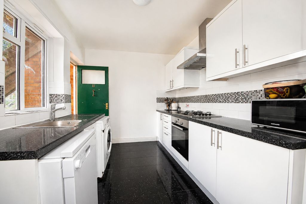 Property photo 3 of 12 2