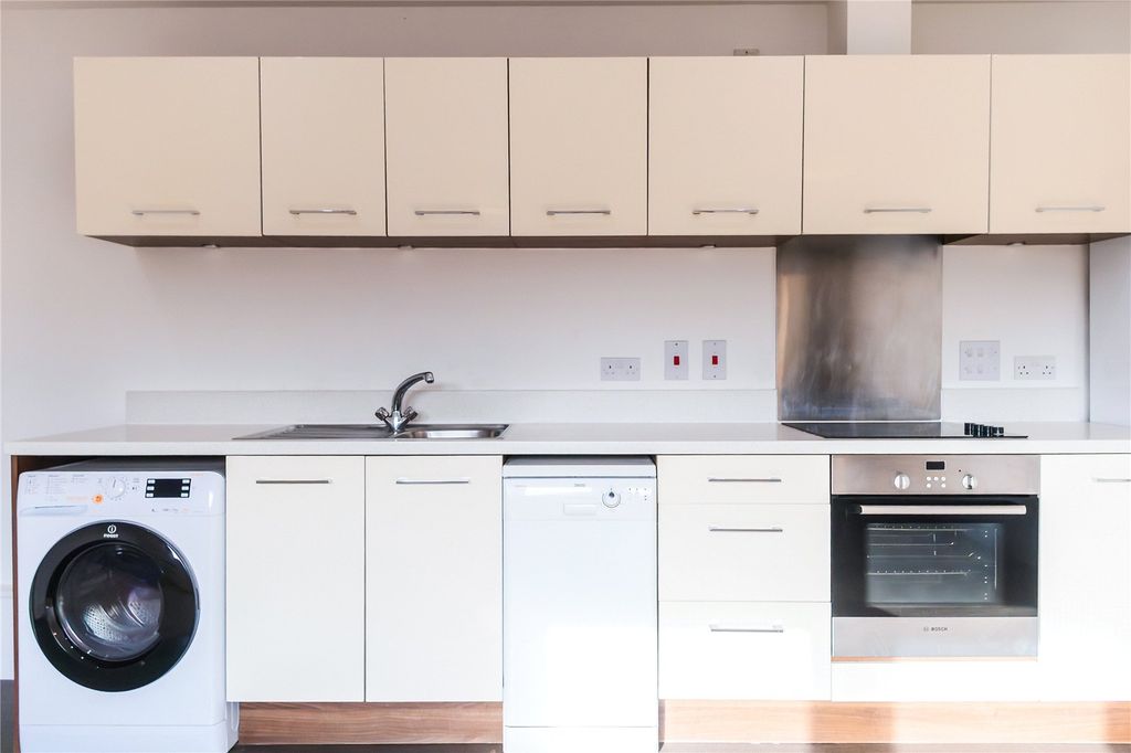 Property photo 3 of 13 Picture No. 31