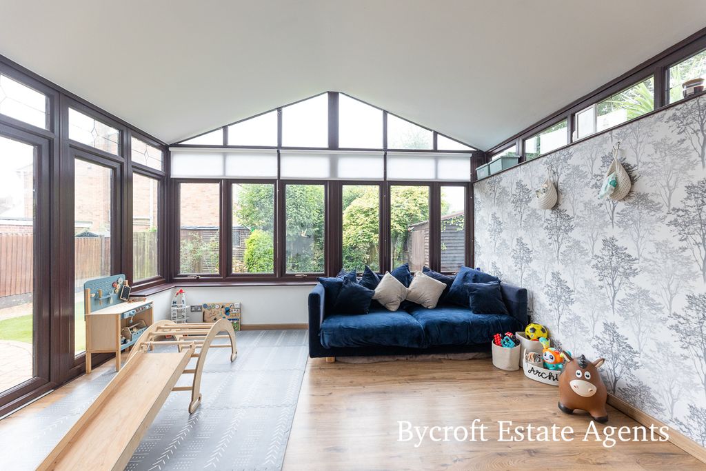 Property photo 2 of 16