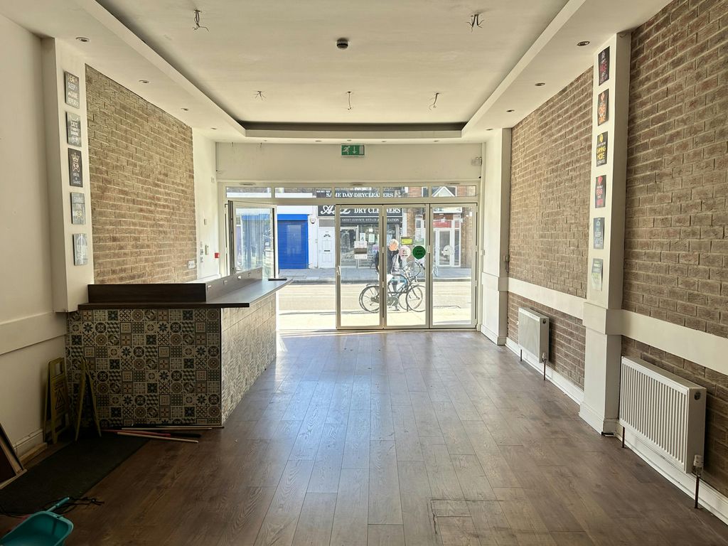 Property photo 3 of 6 B18F033Af87A496Eaaad0C2Fc12472F0.Jpeg