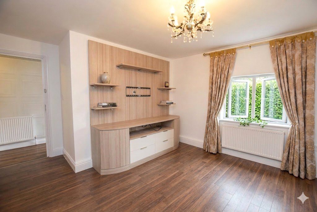 Property photo 3 of 18 Picture No. 57