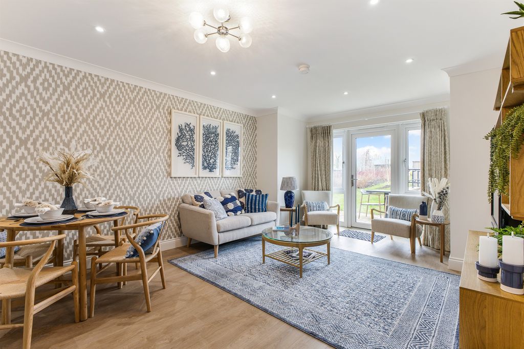 Property photo 2 of 23