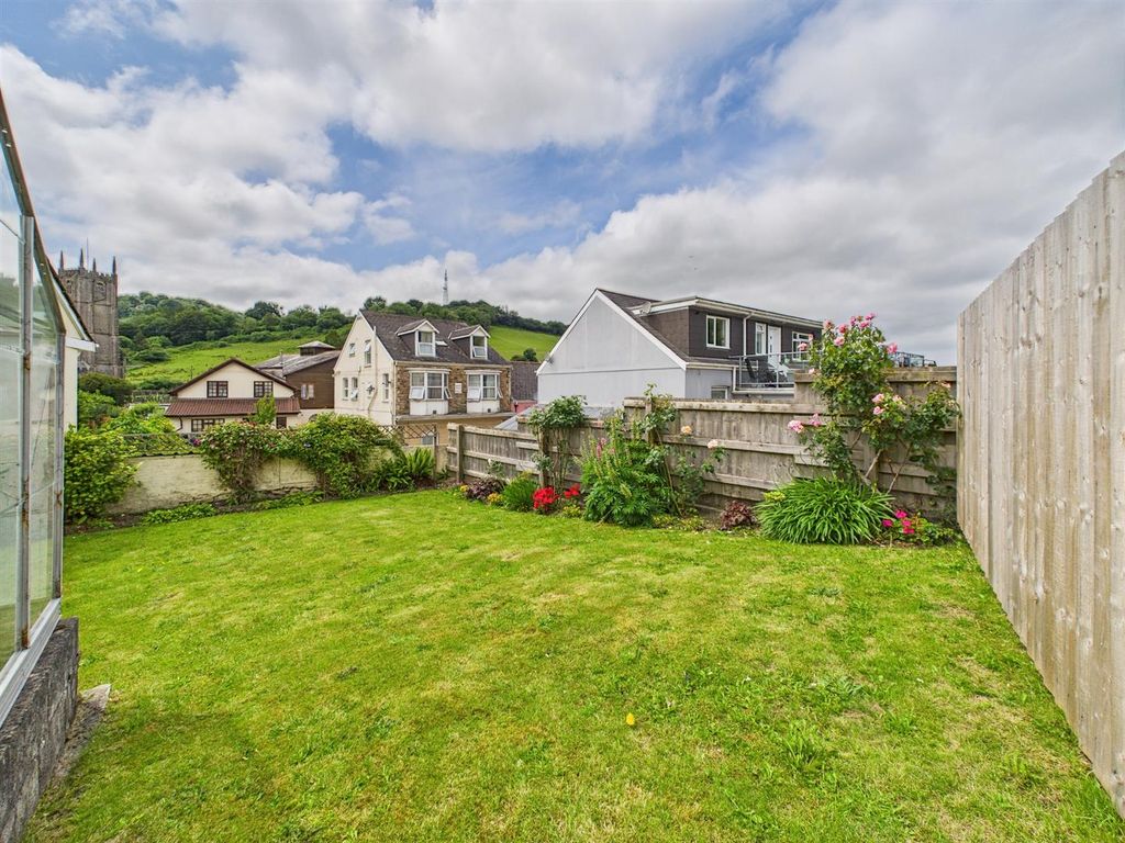 Property photo 2 of 17 Cam02742G0-Pr0036-Still016.Jpg