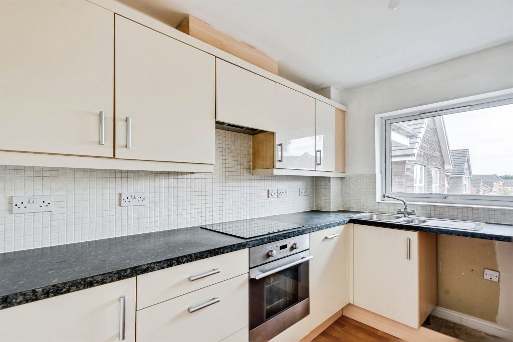 Property photo 3 of 13
