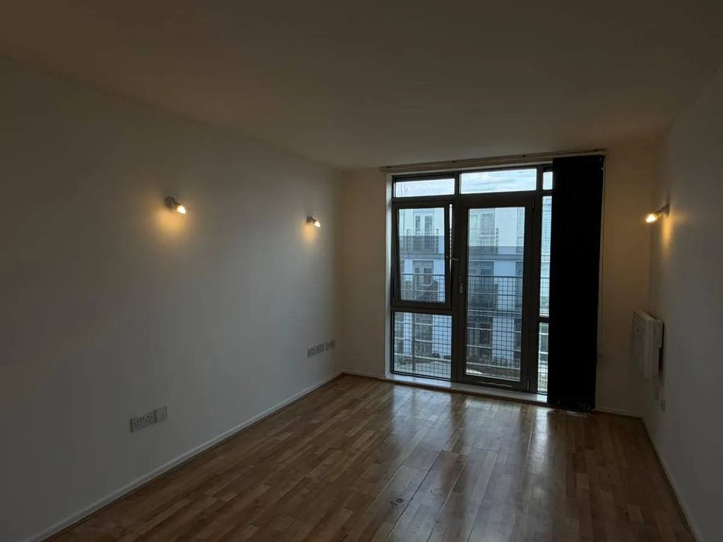 Property photo 3 of 4 Gallery