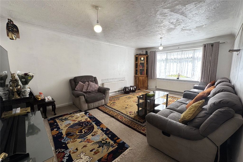 Property photo 2 of 10 Picture No. 06