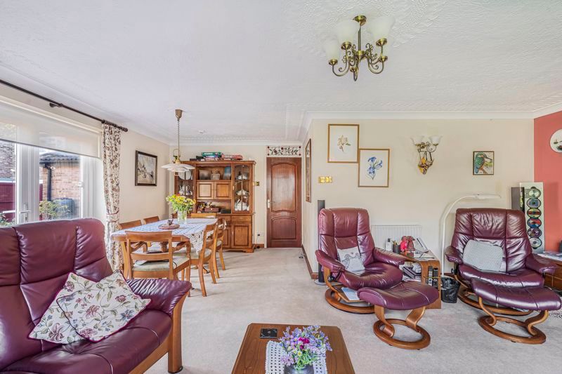 Property photo 2 of 22 Lounge/ Diner