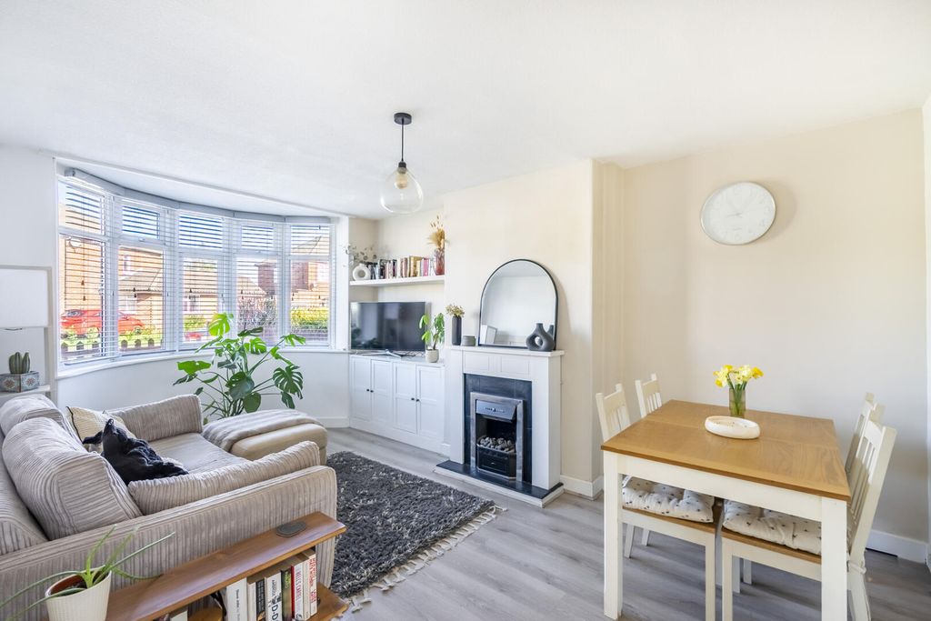 Property photo 3 of 15 Living Room