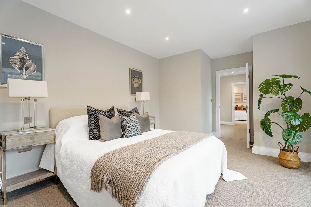 Additional image 31 of 5 bed detached house for saleYarnells Hill West Oxford OX2