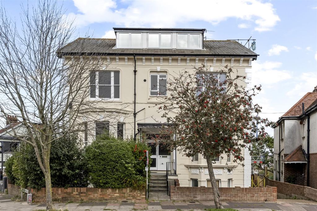Property photo 1 of 12 Stanford Road, 48, Flat 1-018.Jpg