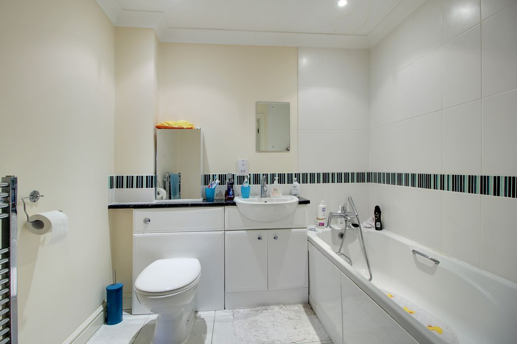 Property photo 3 of 5