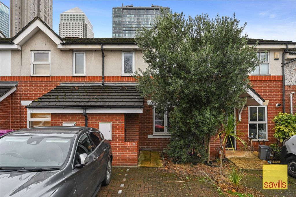 Property photo 1 of 19 External