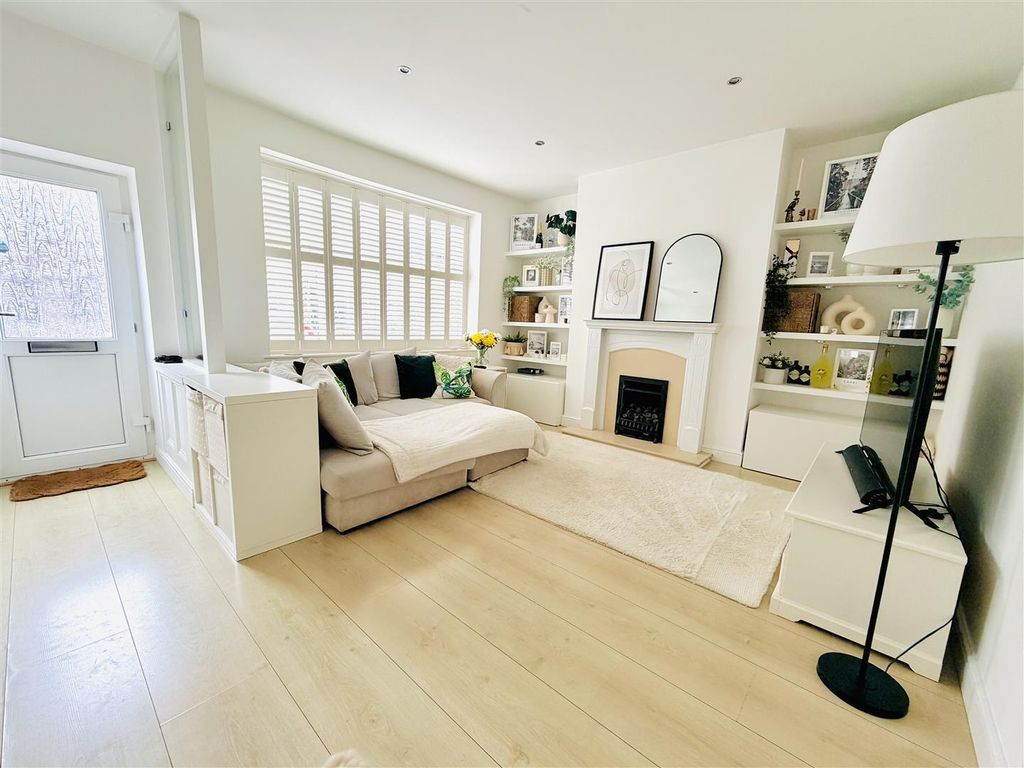 Property photo 2 of 23 Image 2