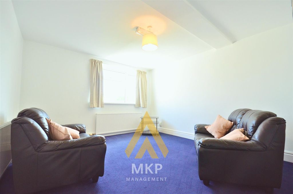 Property photo 2 of 10 4.Png