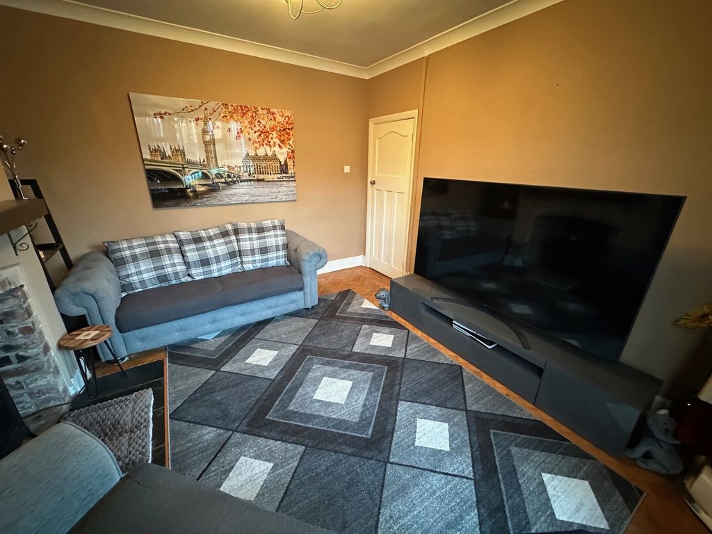 Property photo 3 of 12 2