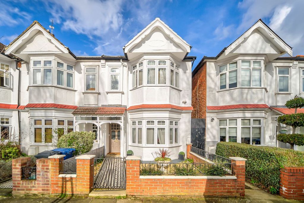 Property photo 1 of 9