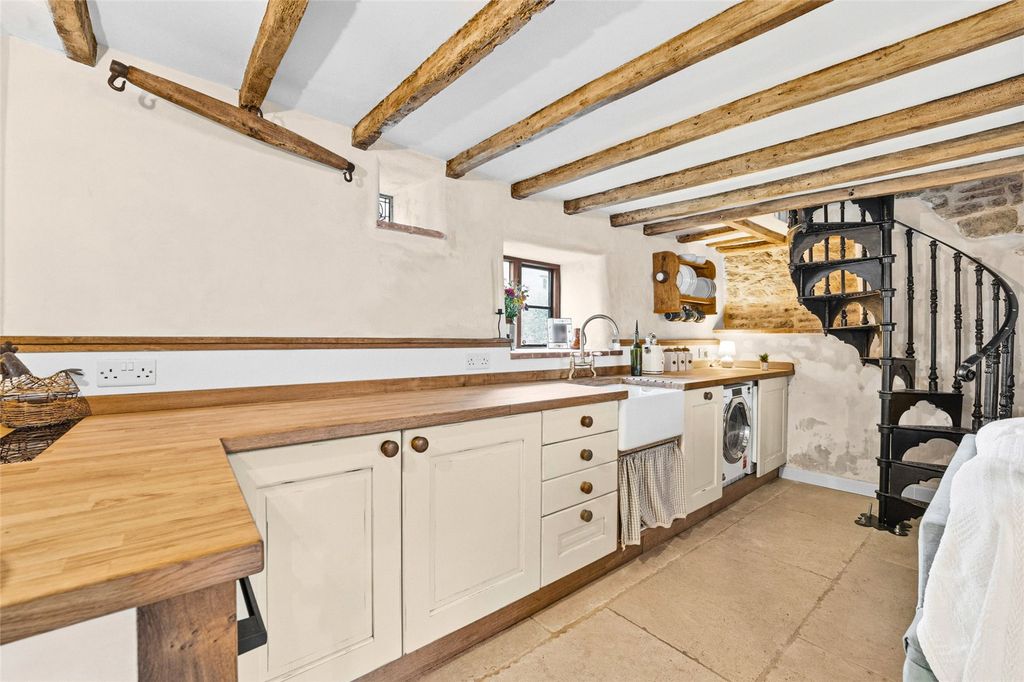 Property photo 3 of 13 Picture No. 16