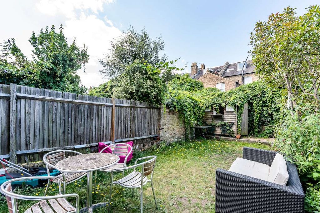 Property photo 3 of 9