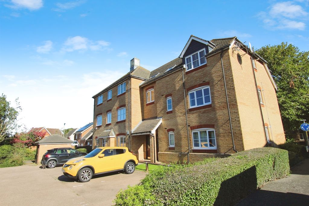 Property photo 1 of 16