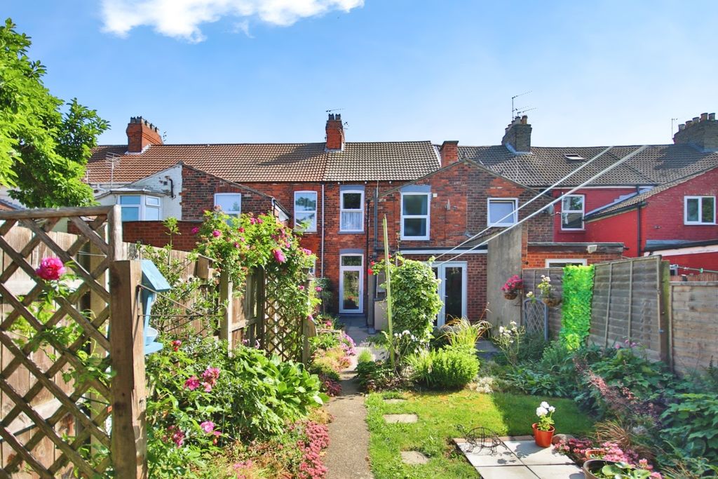 Property photo 1 of 16 4301690