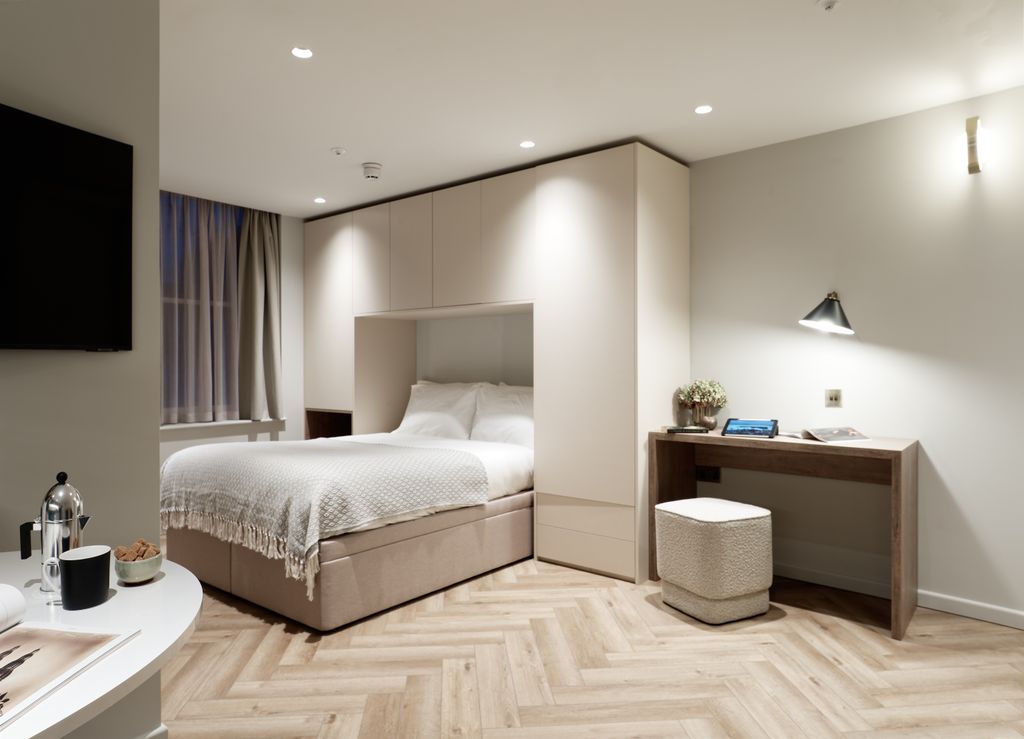 Property photo 2 of 7