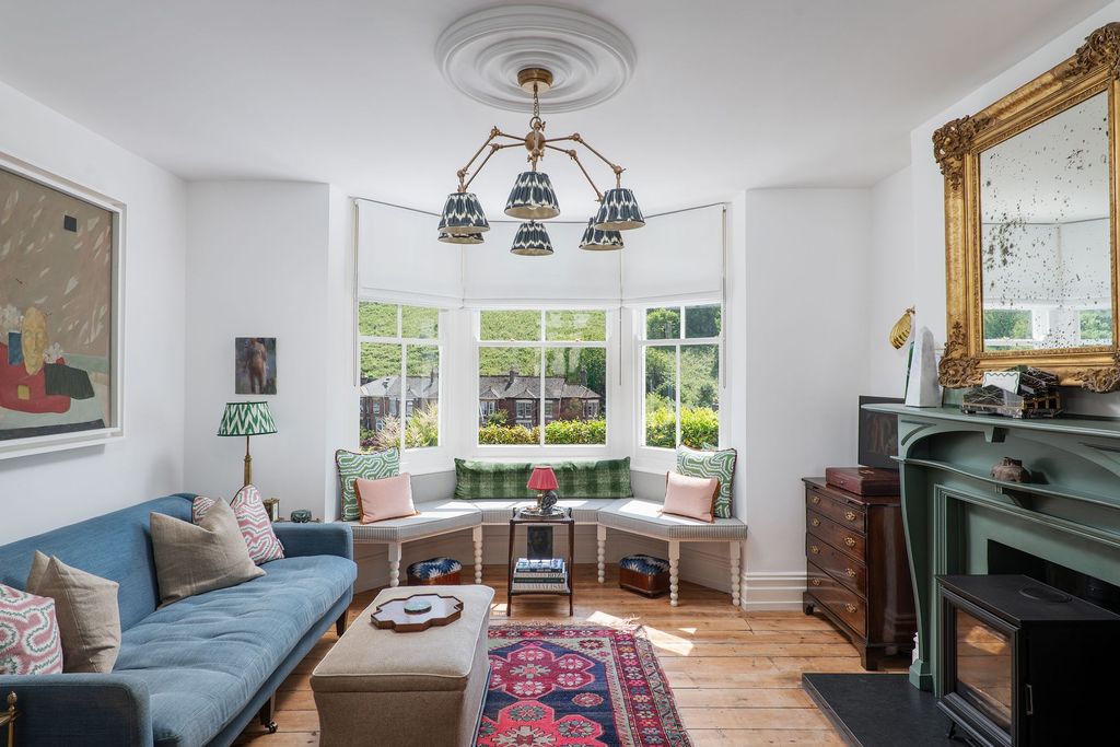 Property photo 1 of 15 Flag Cottage, Dartmouth, Sitting Room
