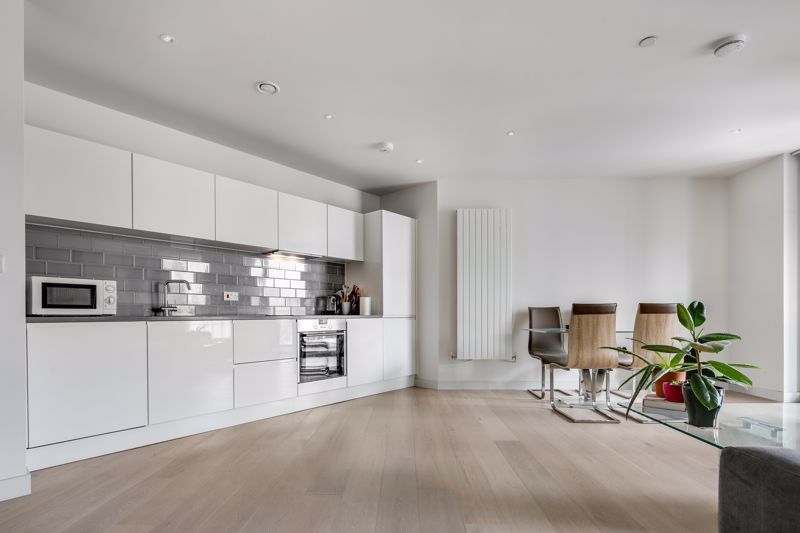 Property photo 1 of 13 Photo 17