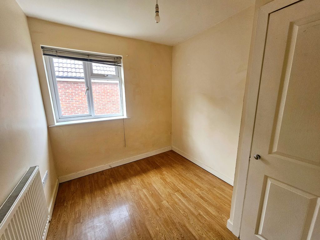 Property photo 2 of 5 Image