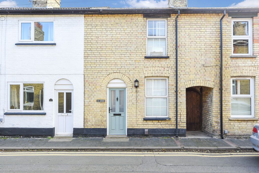 Property photo 1 of 9