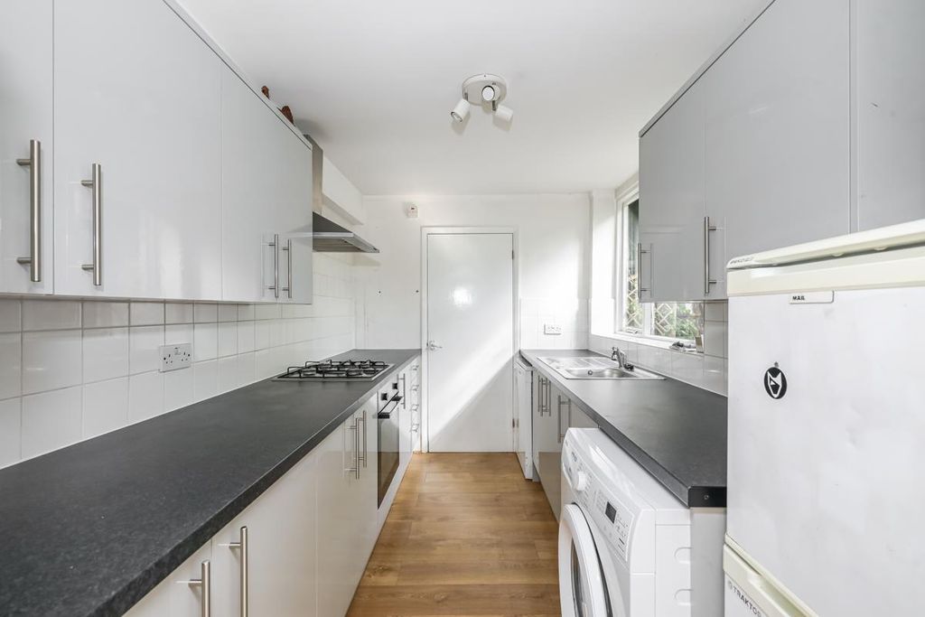 Property photo 3 of 13 5A1A2357.Jpg