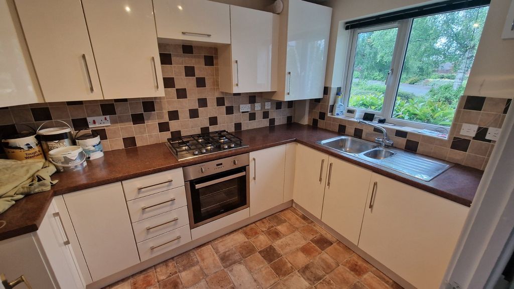 Property photo 3 of 8 Picture No. 13