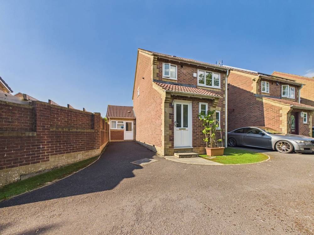 Property photo 1 of 24 Giraffe360-Still017