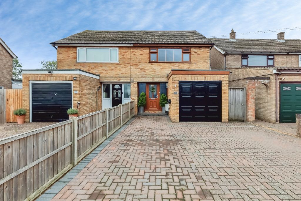 Property photo 1 of 32