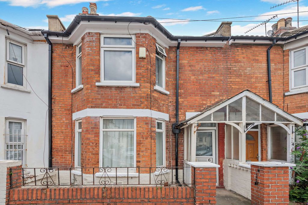 Property photo 1 of 23