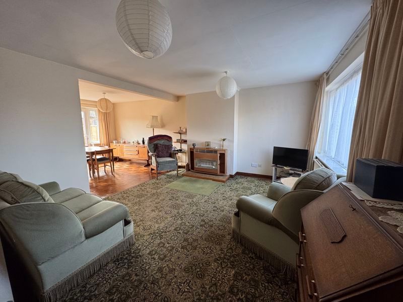 Property photo 2 of 21 Lounge/Diner