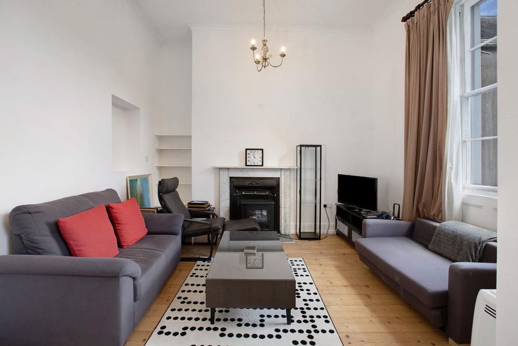 Property photo 2 of 15 Photo 3