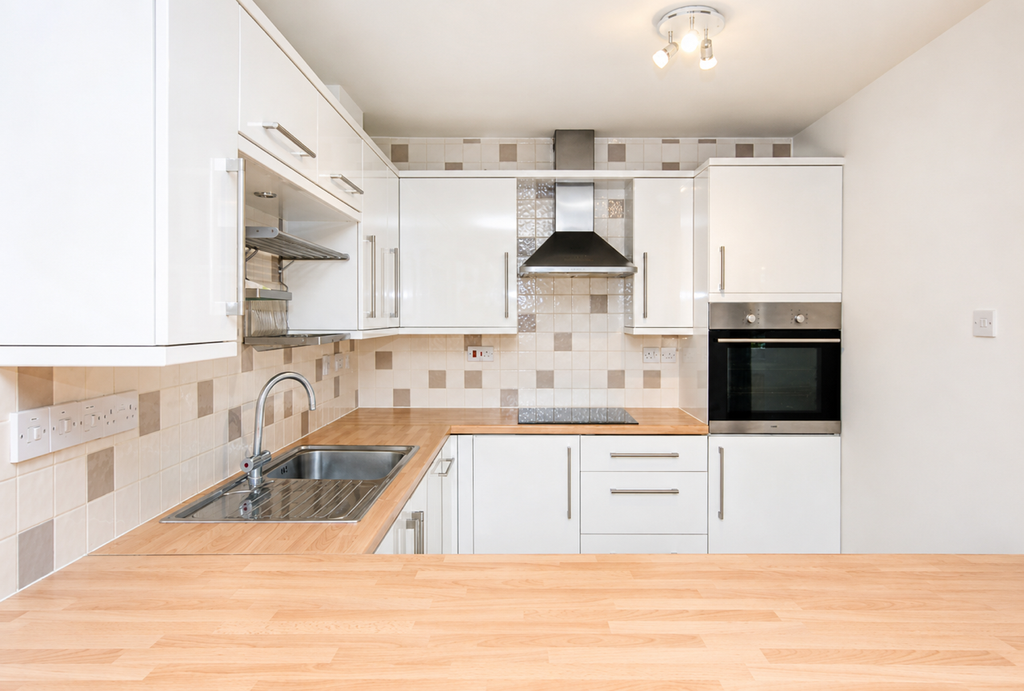 Property photo 1 of 7 Kitch