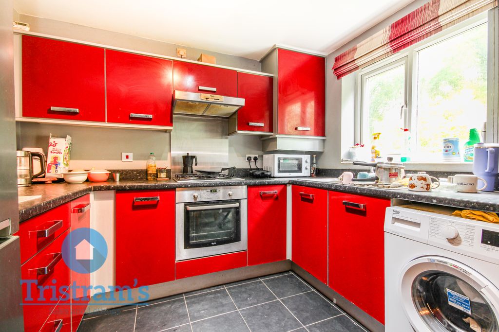 Property photo 2 of 13 Img_2824
