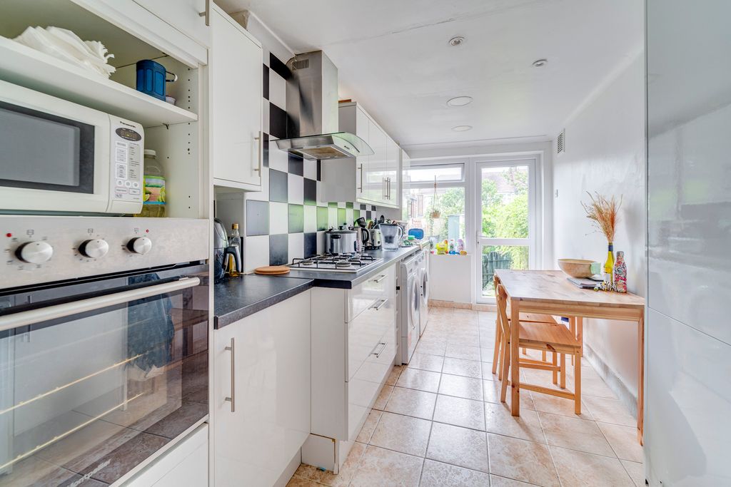 Property photo 3 of 11 Ndb03895_Enfused-Edit