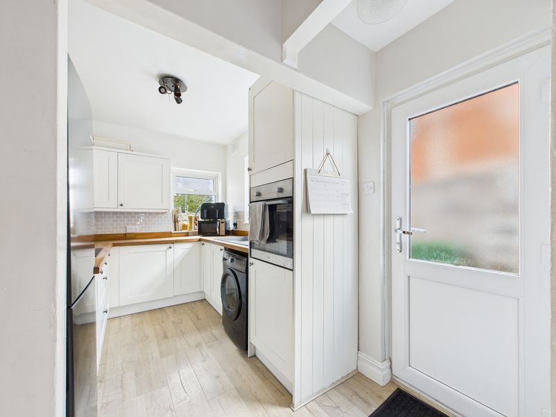 Property photo 3 of 13 Kitchen