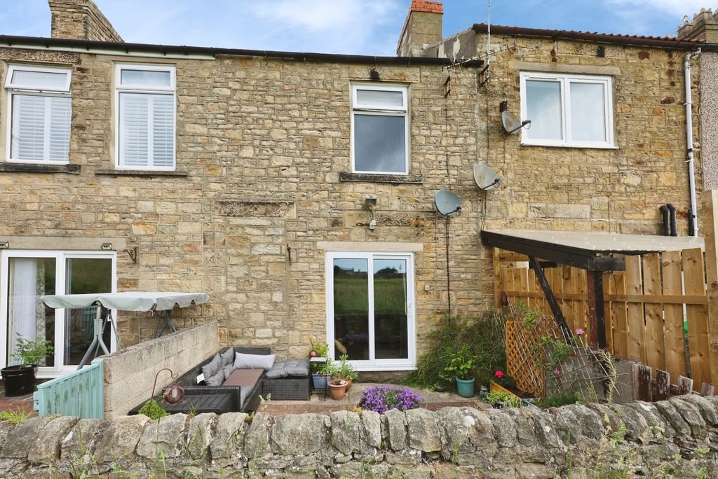 Property photo 1 of 11 Pbox-Img.Jpg